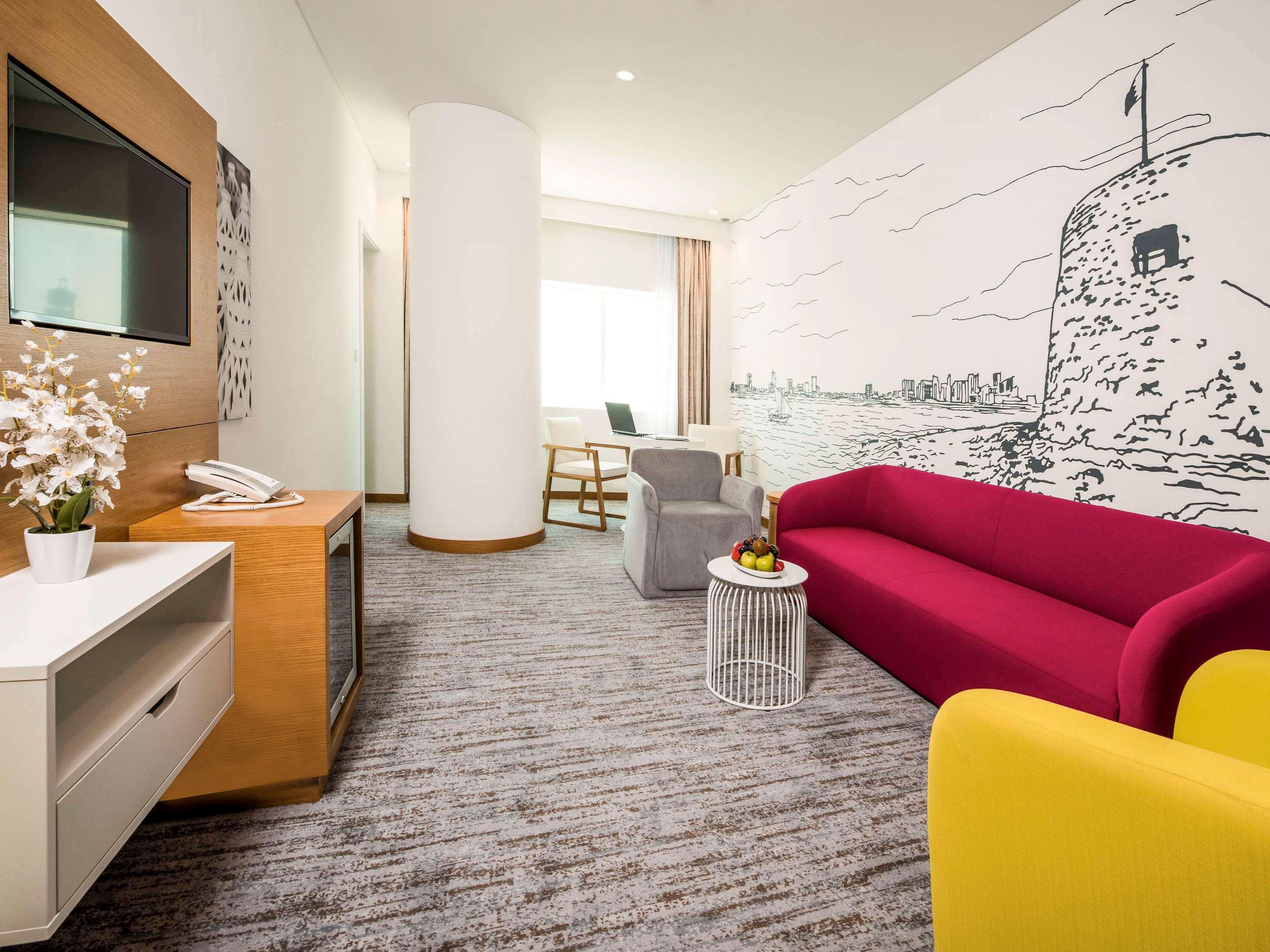Ibis Styles Diplomatic Area Hotel 4*